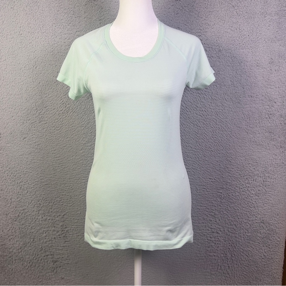 Lululemon Swiftly Tech Tee Shirt Womens 4 Light Green Athletic Running Yoga Gym